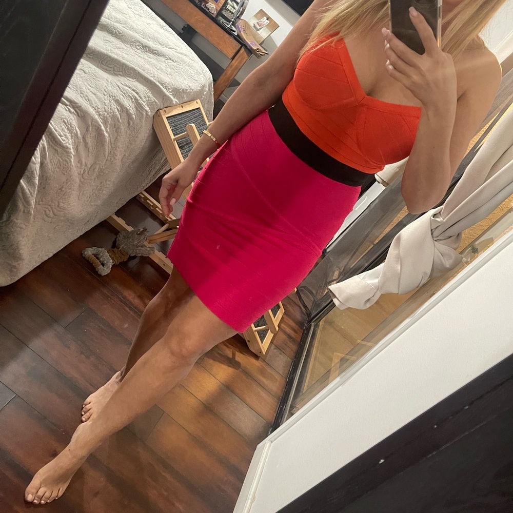 Bebe multicolor bandage dress